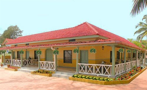Golden Swan Beach Resort Murud  Exterior photo